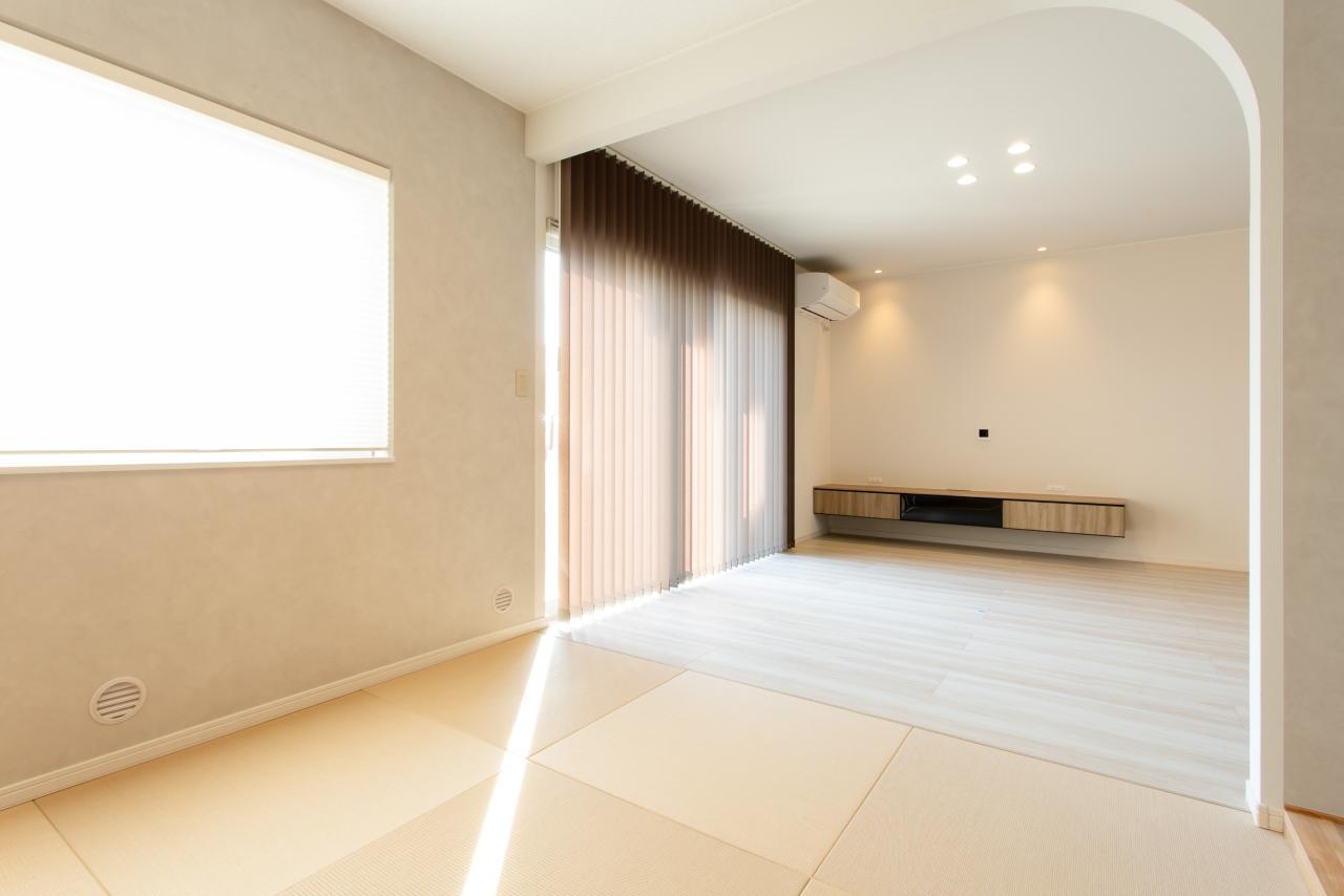 リビング、和室