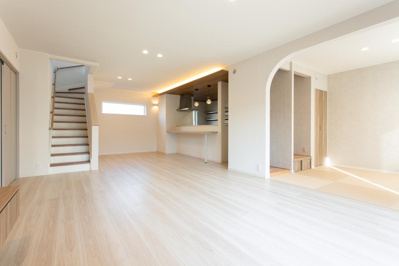 リビング、ダイニング、和室