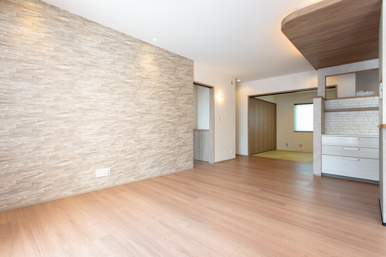 リビング、ダイニング、和室